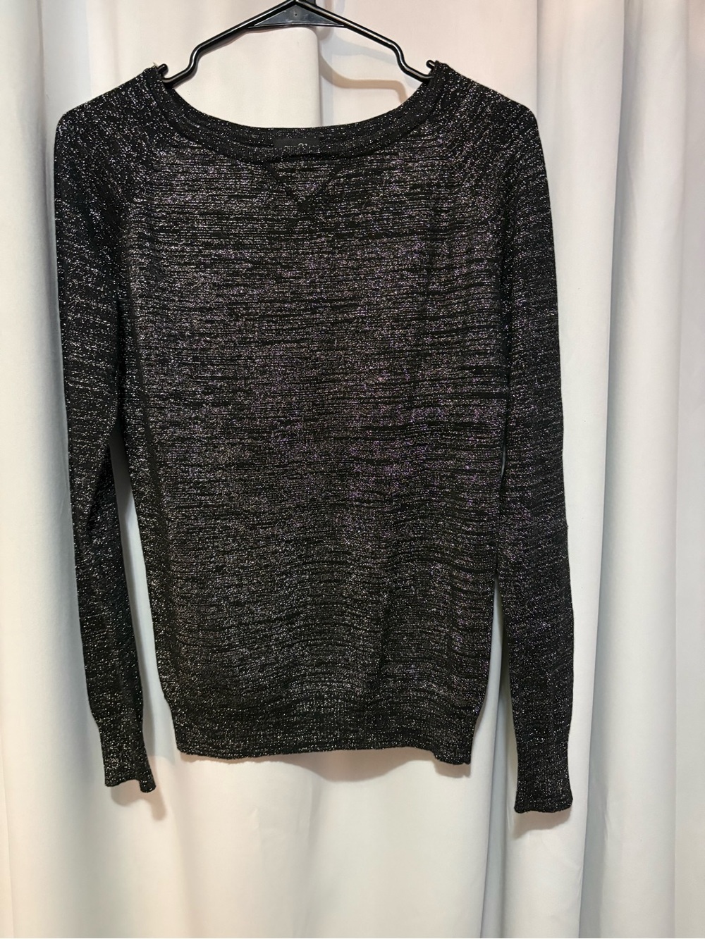 Rue21 Black Metallic Crewneck Sweater